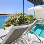 Gallery Luxury Suites & Rooms-Only Adults
