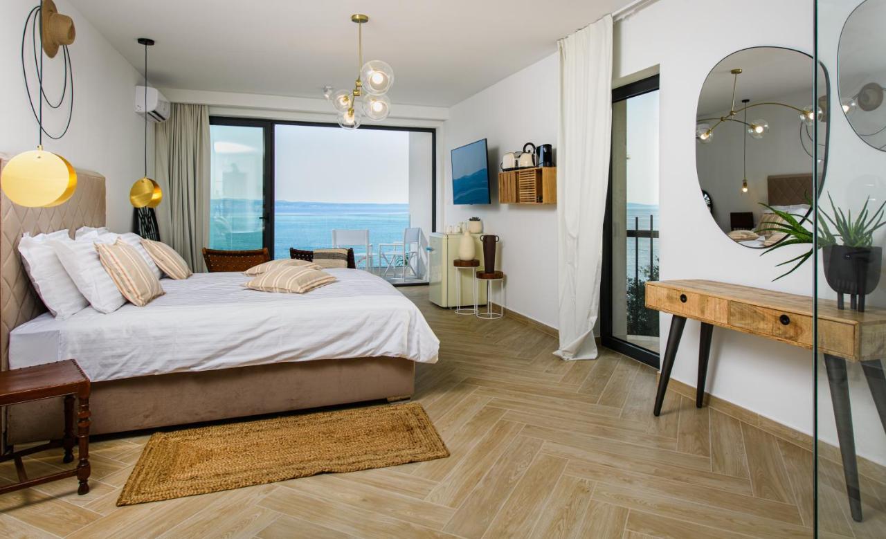 Gallery Luxury & Rooms-only Adults