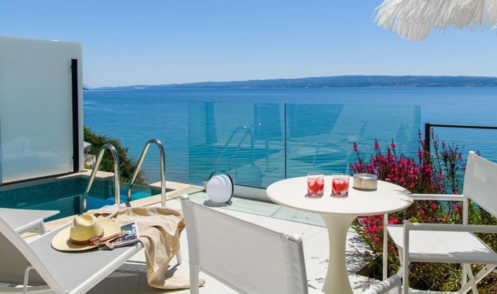 Gallery Luxury & Rooms-only Adults *
