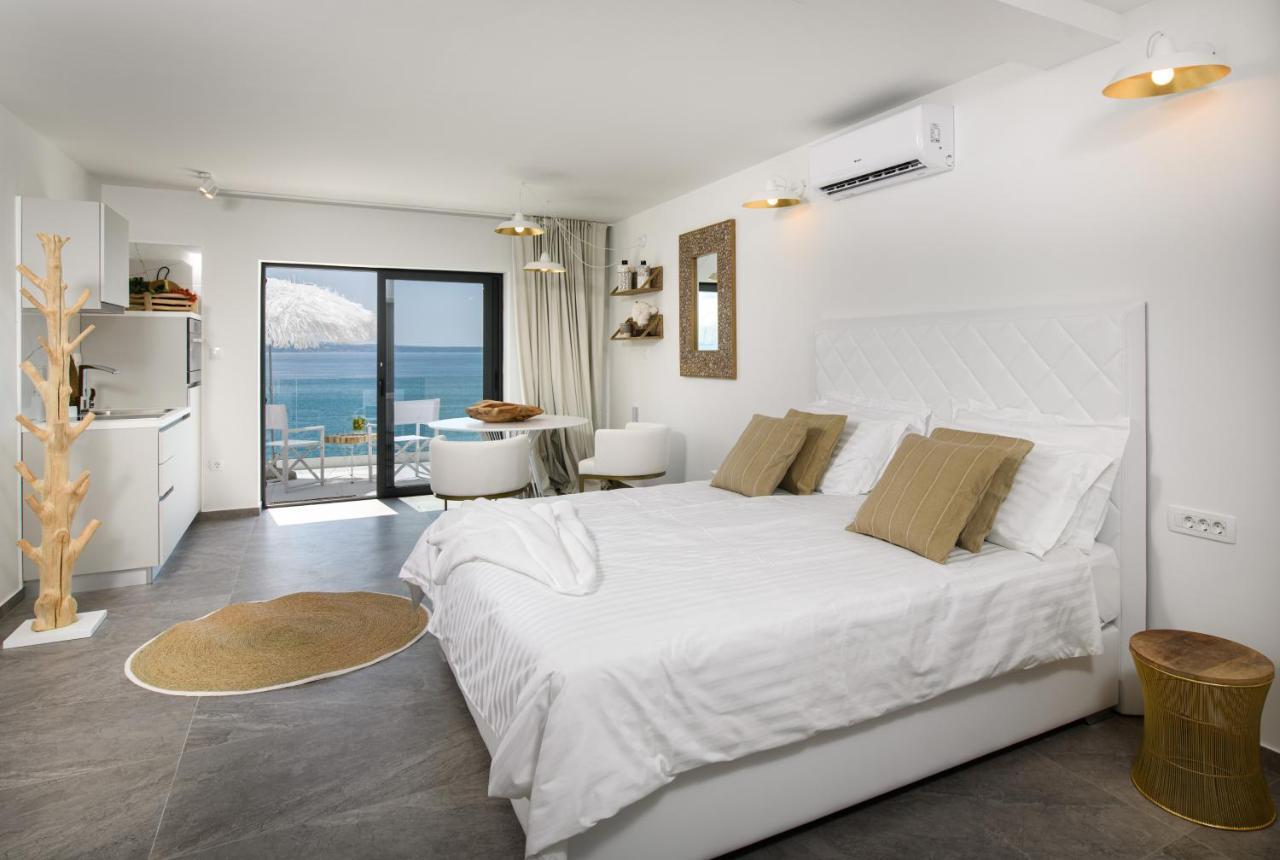 Apartment Gallery Luxury Suites & Rooms-Only Adults